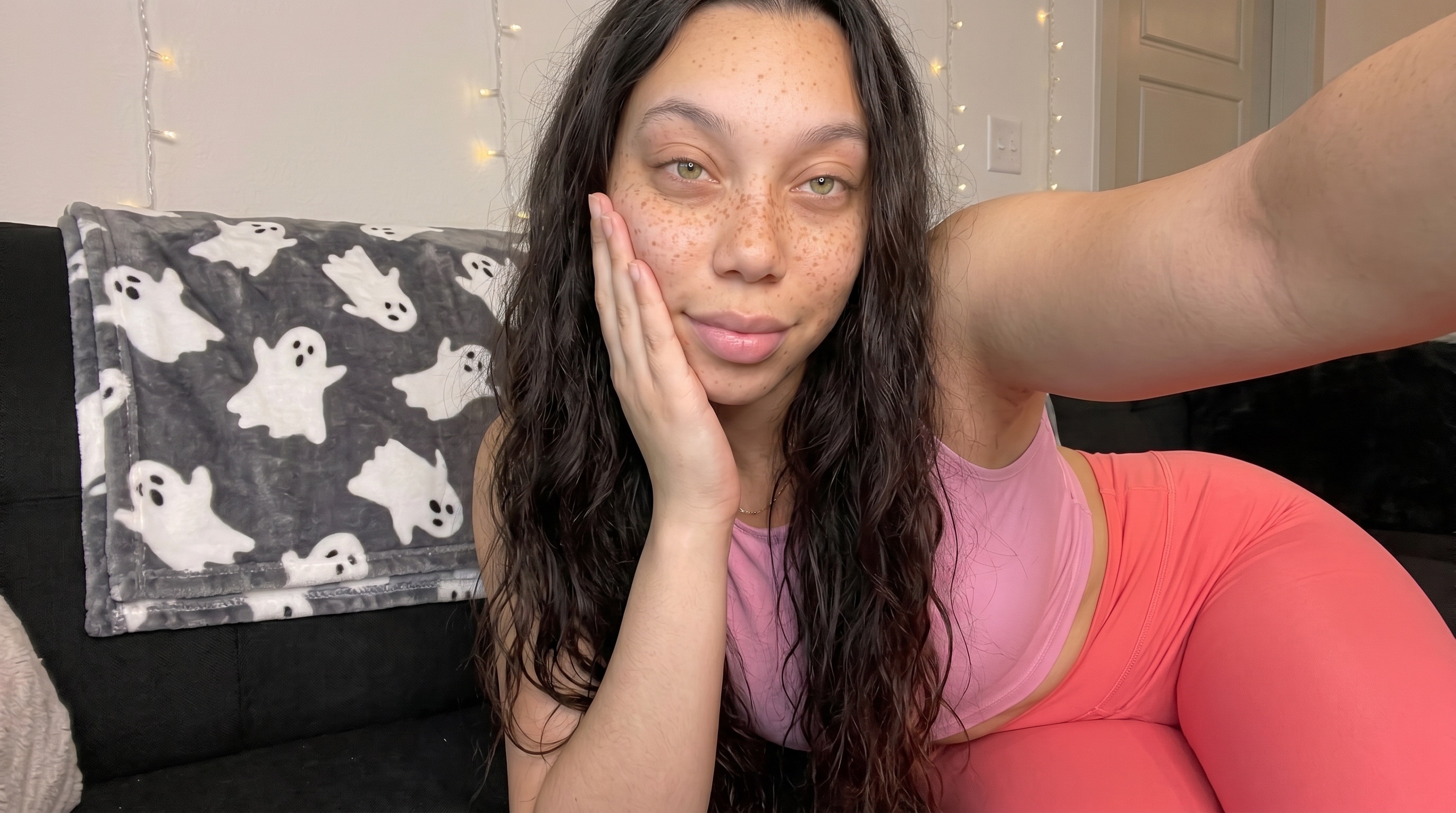 Arianna Freckles featured